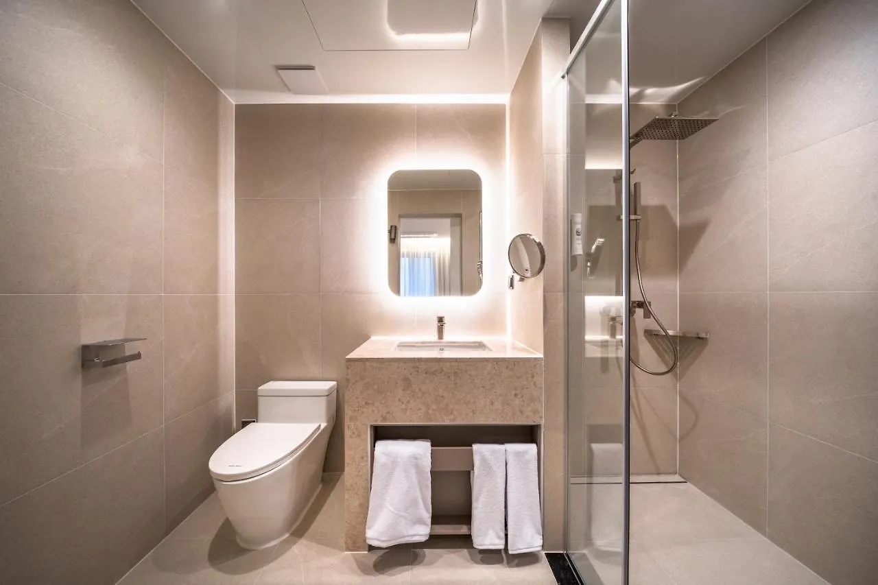 Comfort Inn Yeouido Seoul 3*,  South Korea