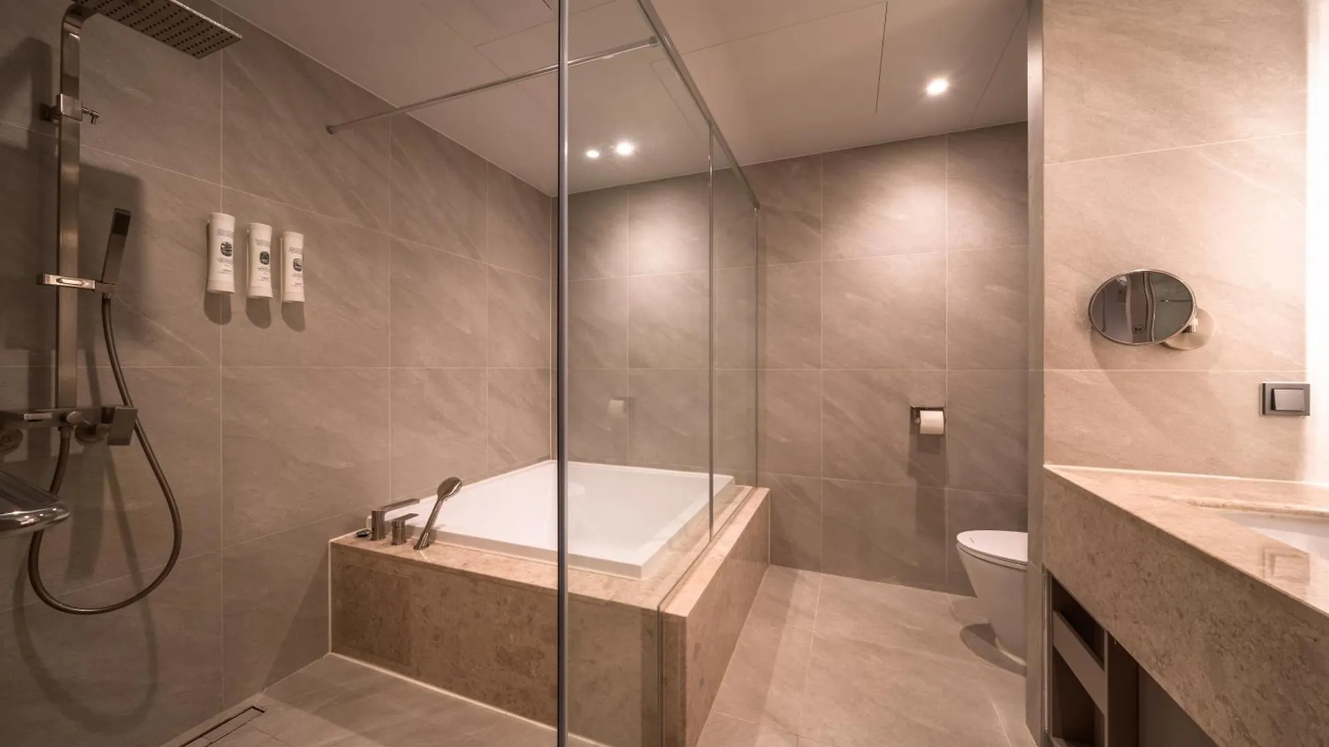Comfort Inn Yeouido Seúl 3*,  Corea del Sur